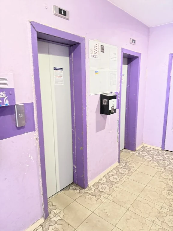 Spacious 2-bedroom apartment for sale on Gongadze Street