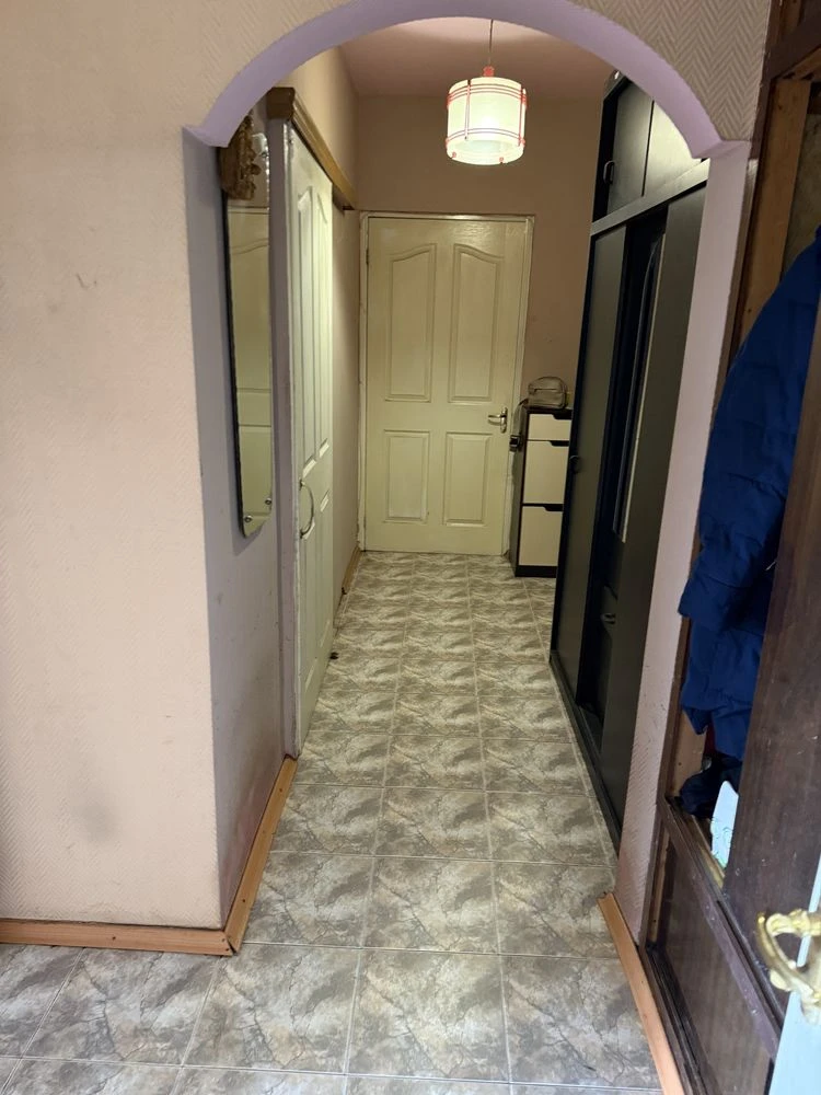 Spacious 2-bedroom apartment for sale on Gongadze Street