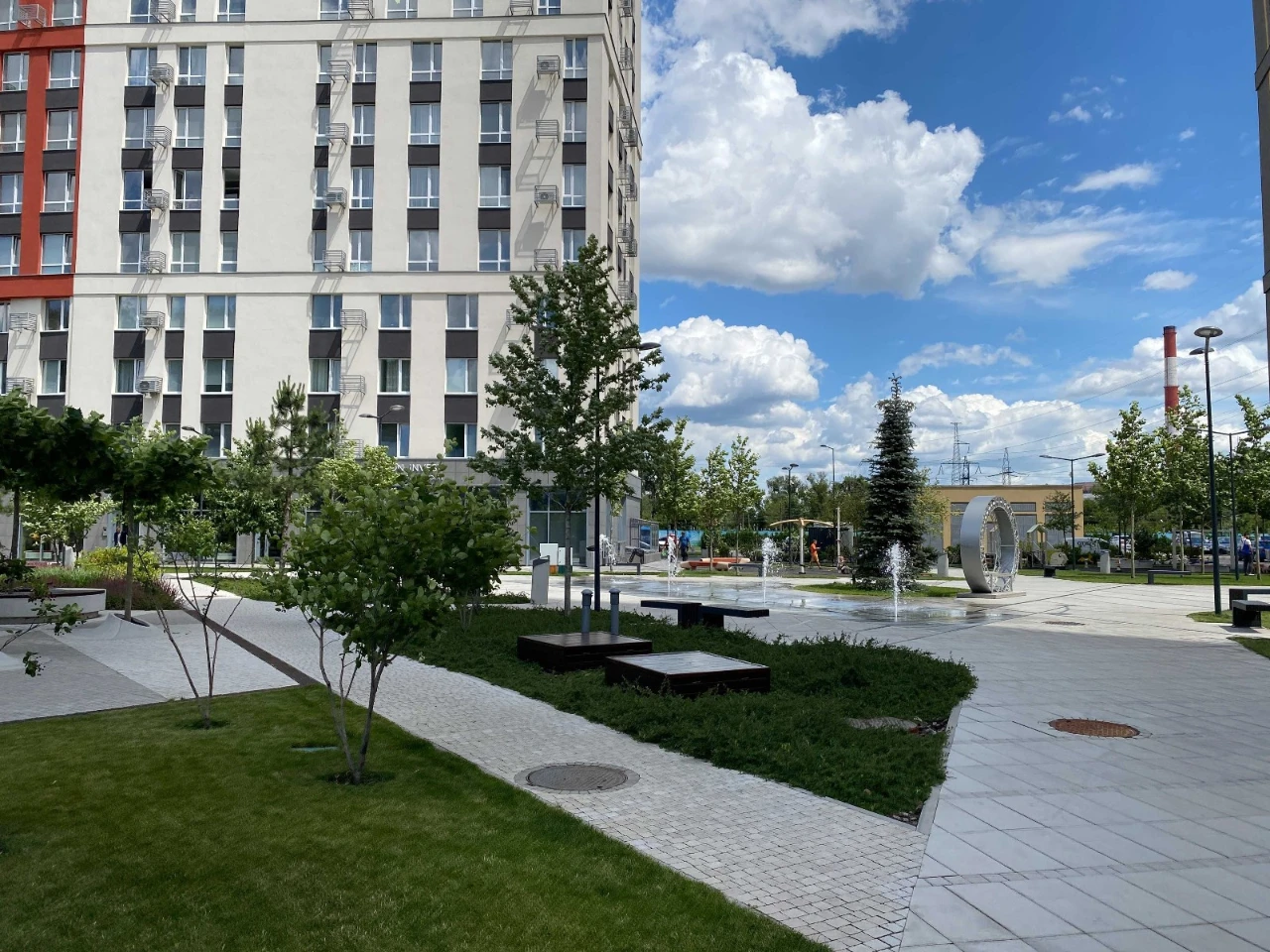 No commission, renovated, 2 bedrooms, 2 bathrooms, wardrobe. Svitlo Park apartment