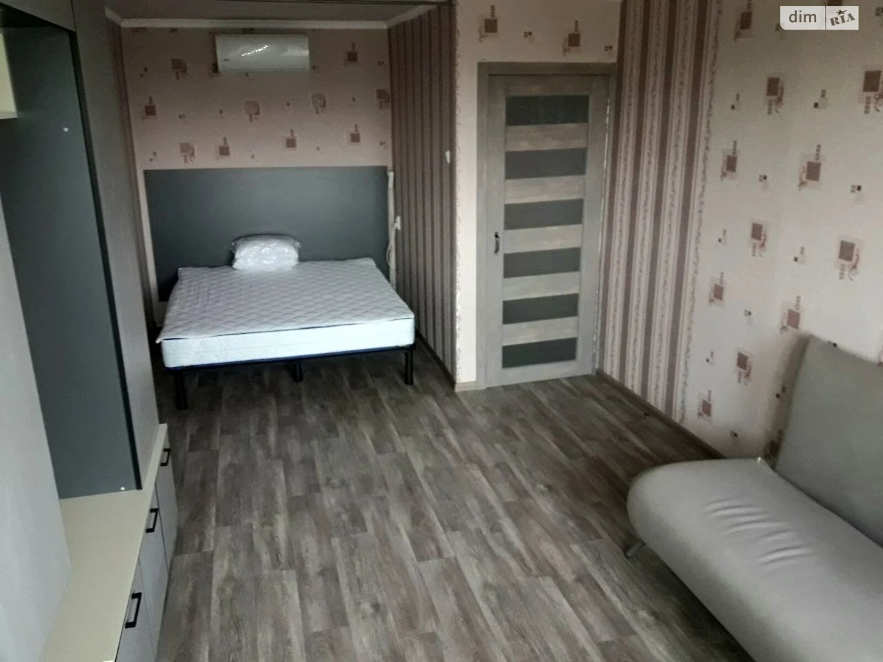 Long-Term Rent, Apartment on Titova Street