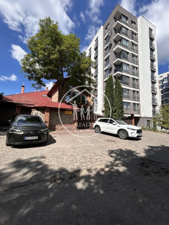 3-кімнатна квартира в новобудові класу "Бізнес", 90 м2