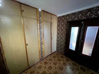 Двухкомнатная квартира в Приморском районе, Середньофонтанская площадь