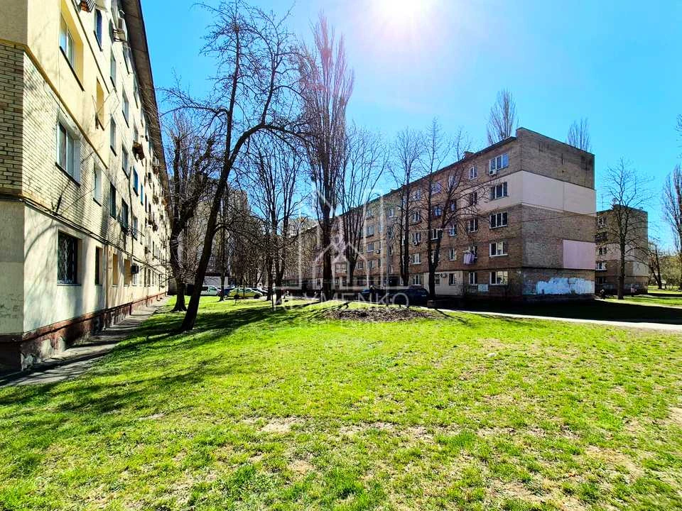 Квартира. Киев, проспект Леси