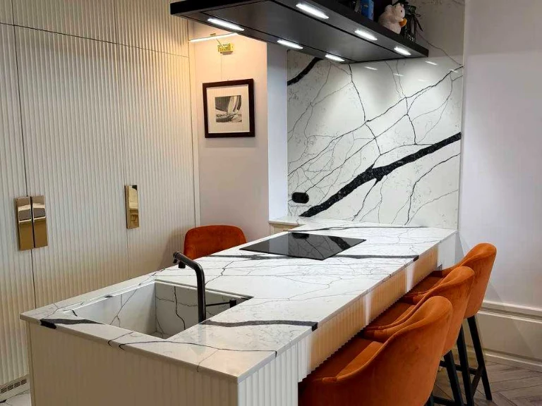 Apartment. Берестейський проспект