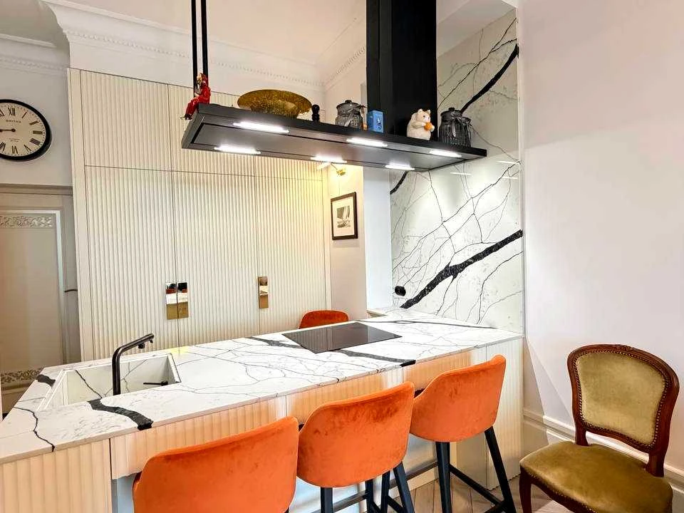 Apartment. Берестейський проспект