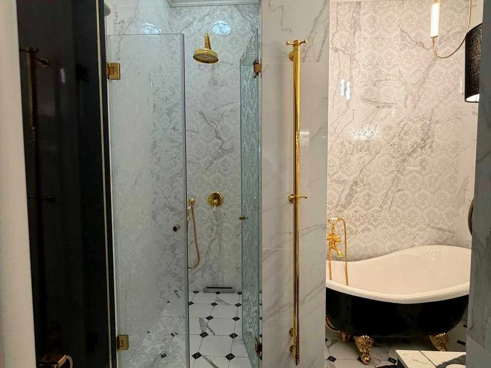 Apartment. Берестейський проспект