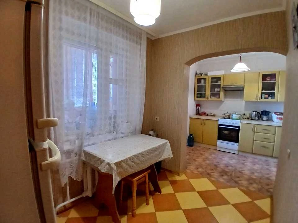Apartment. Brotvstva Tarasivciv Str.