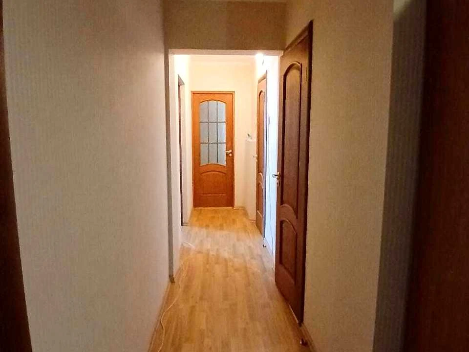 Apartment. Brotvstva Tarasivciv Str.