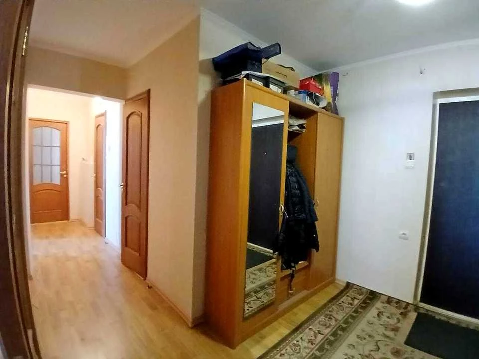 Apartment. Brotvstva Tarasivciv Str.