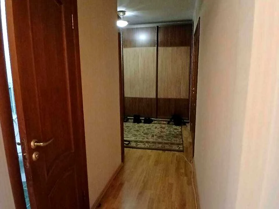 Apartment. Brotvstva Tarasivciv Str.