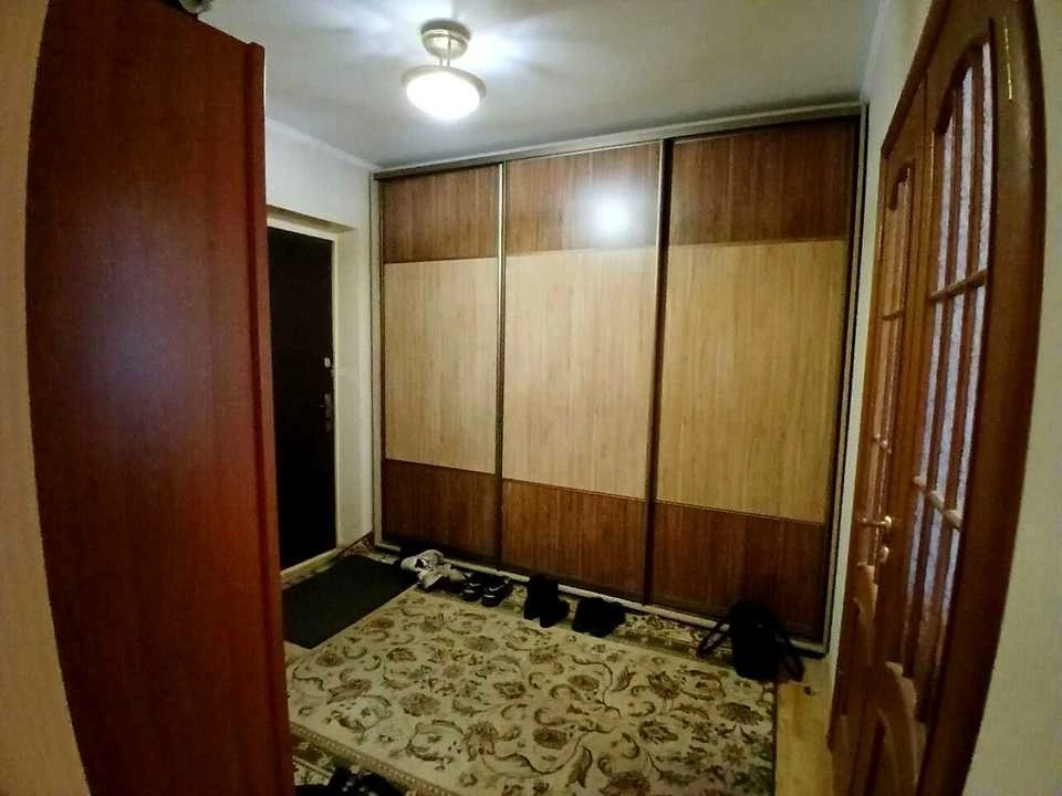 Apartment. Brotvstva Tarasivciv Str.