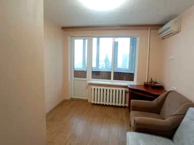 Apartment. Semylyan Street, Kyiv