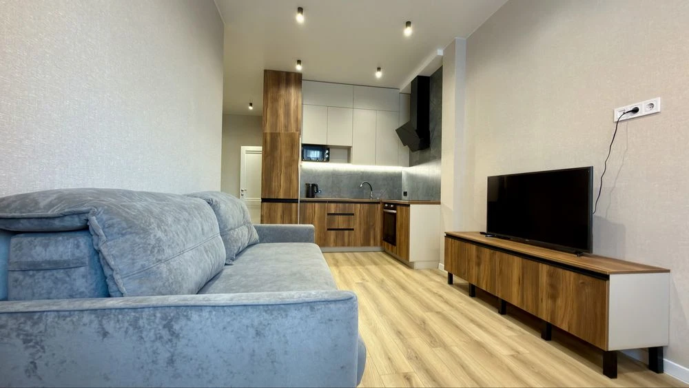 Продаж квартири в центрі з ремонтом