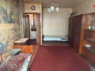 1-кімнатна квартира, покращеного планування, велика площа. Рогань