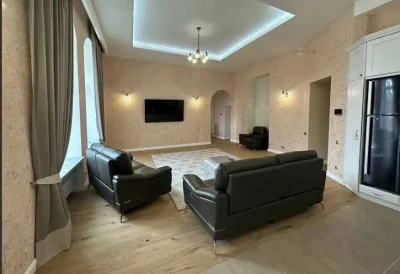 Luxury 6-room apartment in Teatralny Prospect, 320 m2
