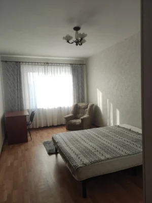 Здам 3-квартиру по вулиці Чавдар 4