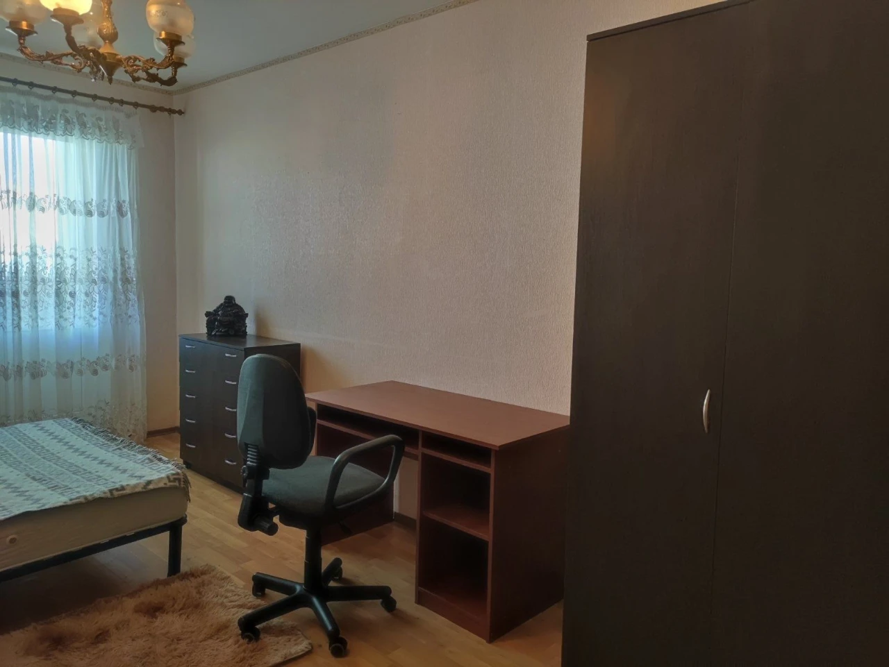 Здам 3-квартиру по вулиці Чавдар 4