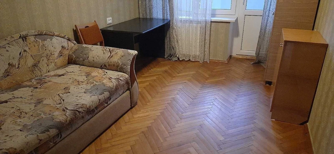 Довгострокова оренда! 3-кімнатна квартира, проспект Голосіївський, 15а