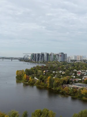 Найкраща ціна: Продаж 3-кімнатної квартири в ЖК "Зарічний", перша лінія
