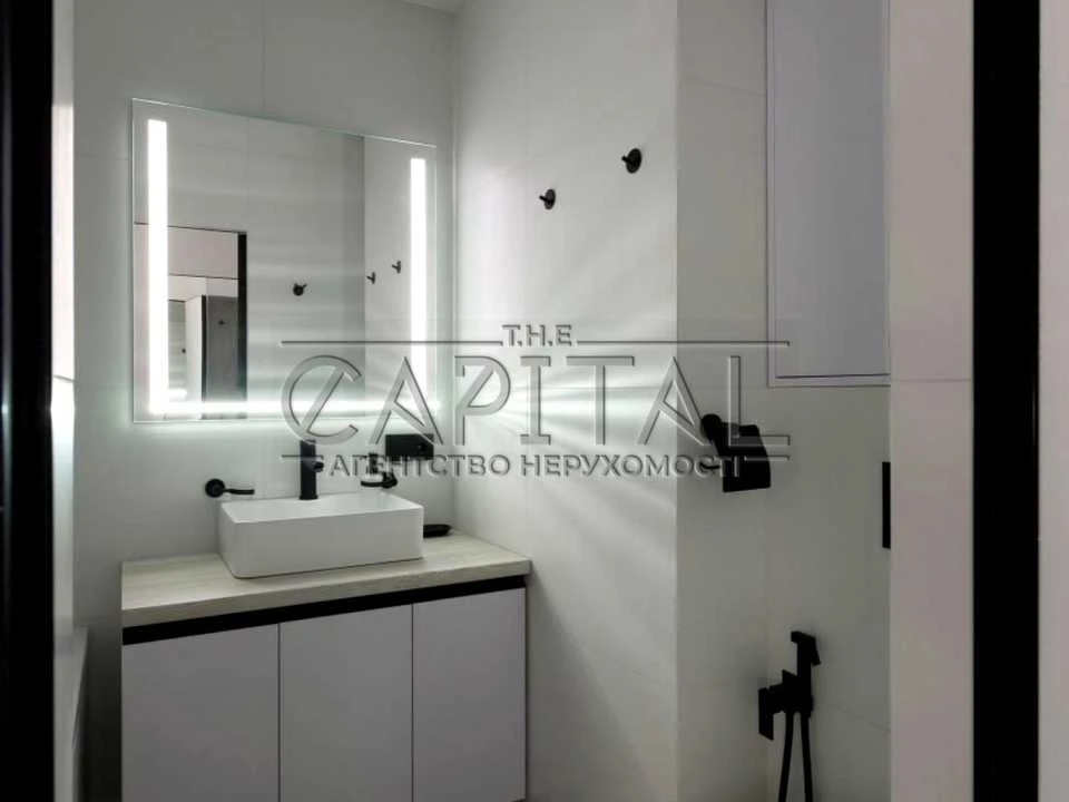Apartment. Brestetsky Prospect, Kyiv