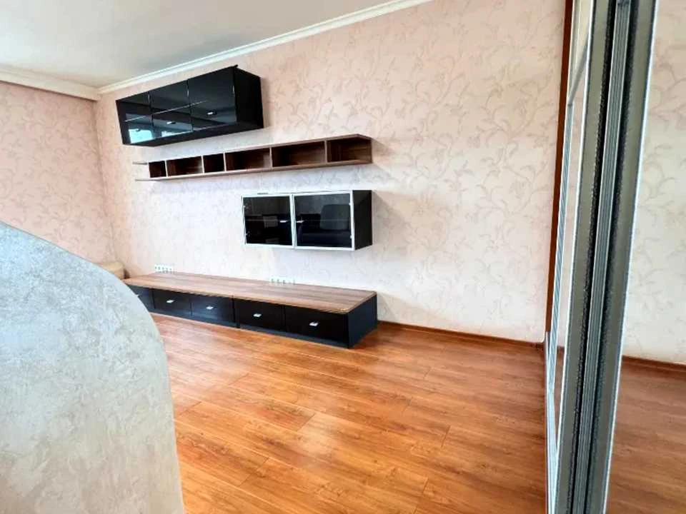 Apartment. Dnipro, Progress Street
