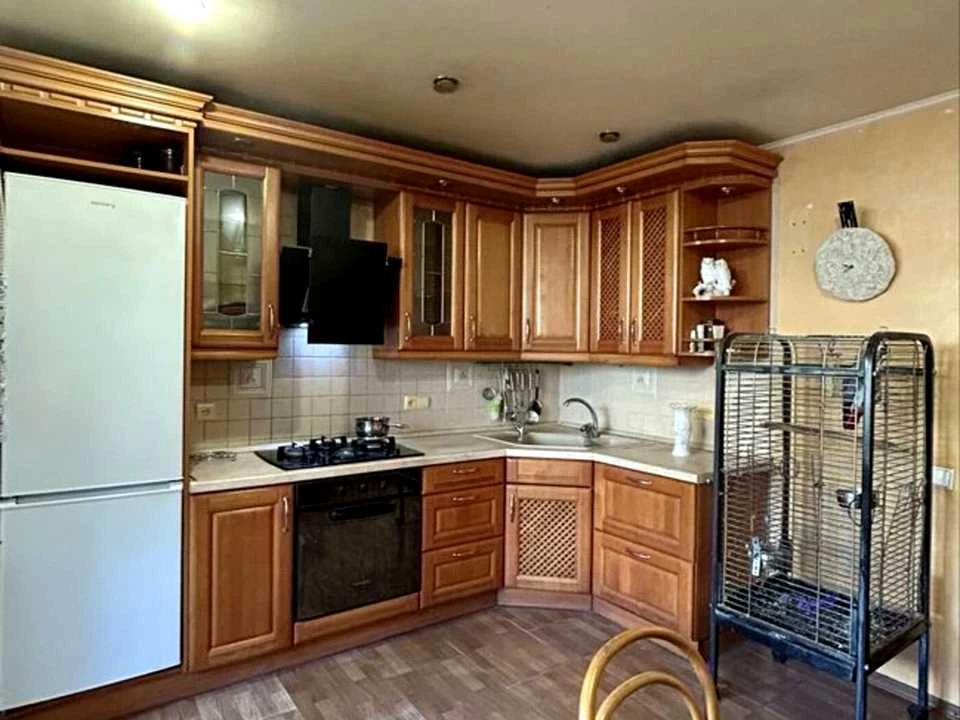 Apartment. Dnipro, Vasyl Tutyunnika st.