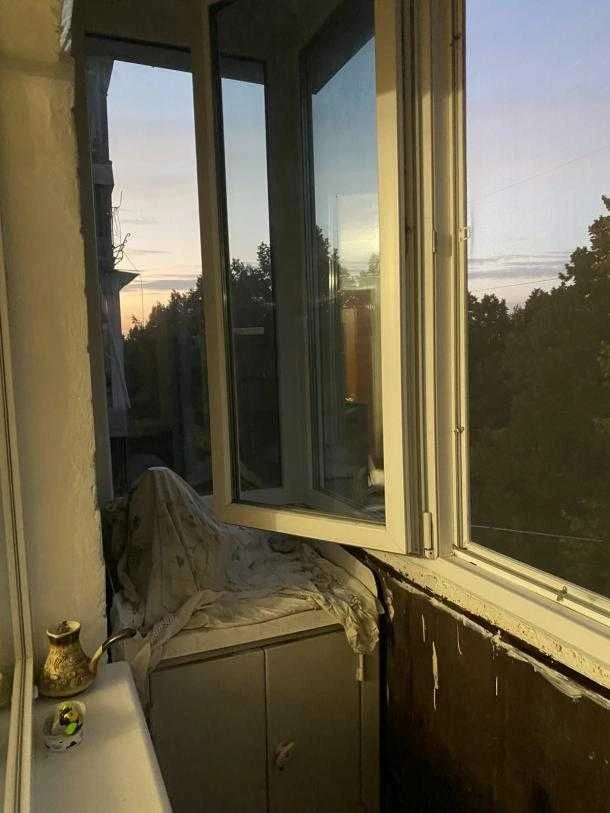 Продам 1 кімнатну квартиру поруч з метро Армійська