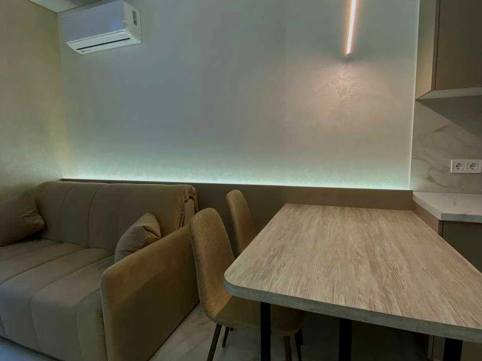 Apartment. Bortexhyna Street, Kharkiv