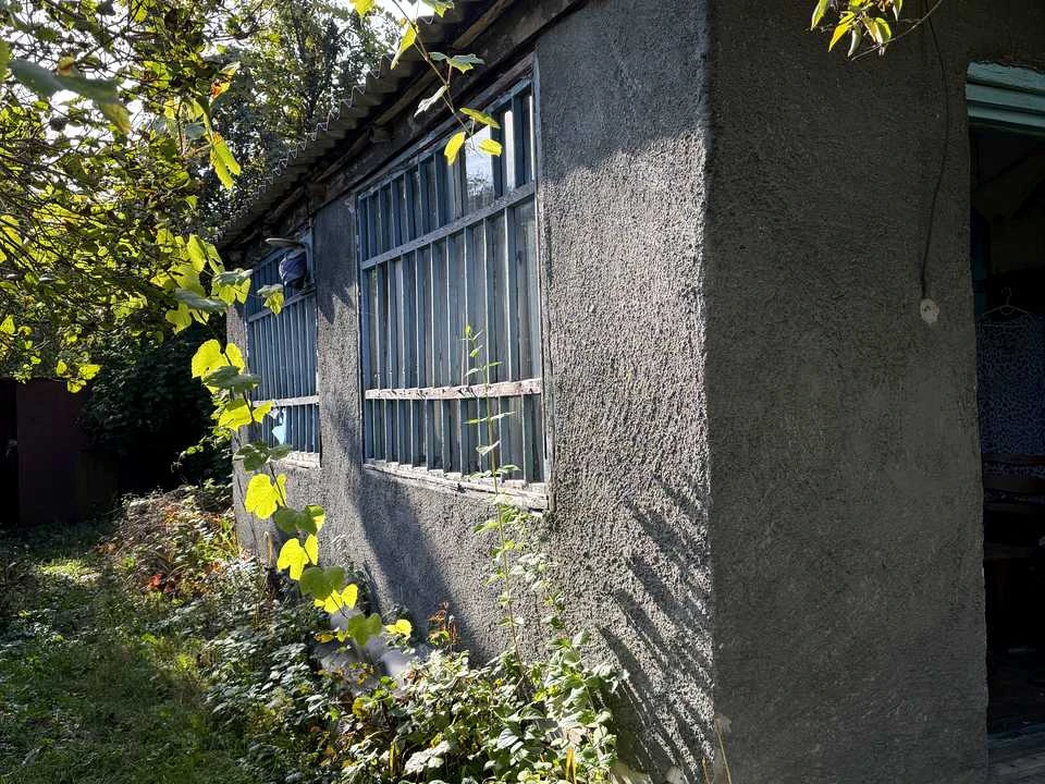 Будинок. Київ, Броварський просп.