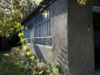 Будинок. Київ, Броварський просп.