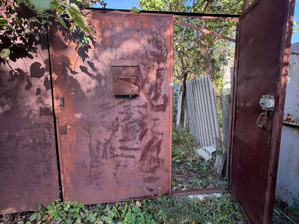 Будинок. Київ, Броварський просп.