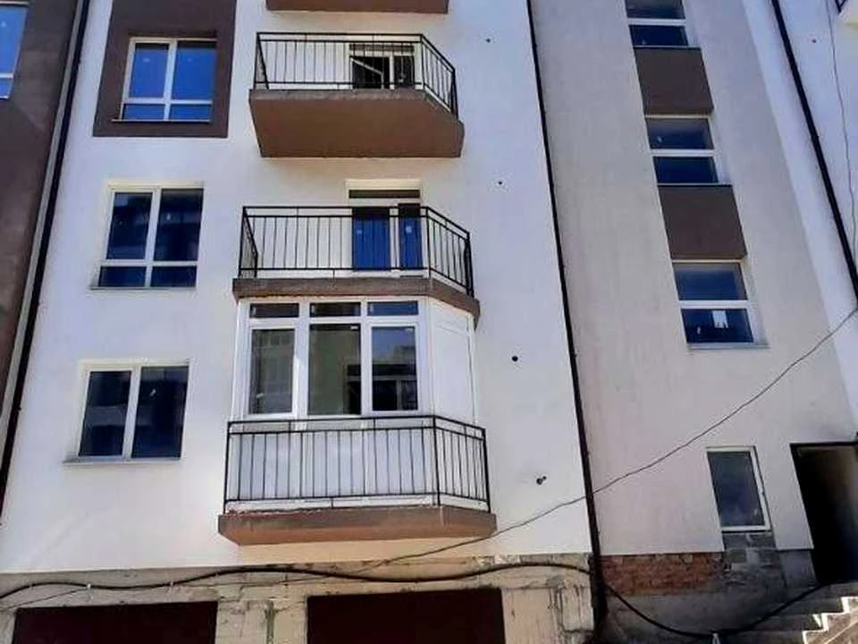 Квартира. Івано-Франківськ, Пасічна вул., (Будинок)