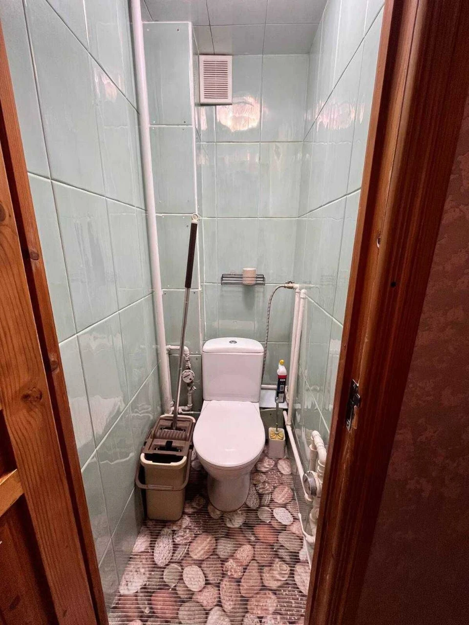 Spacious 3-bedroom apartment renovated near Crimean Boulevard