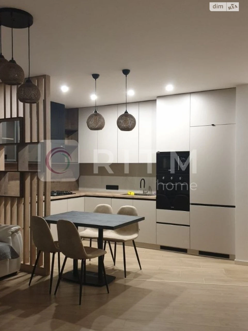 Long-Term Rental: 1.5-Bedroom Apartment