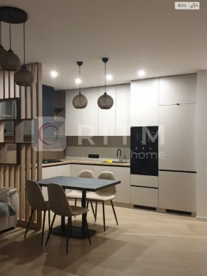 Long-Term Rental: 1.5-Bedroom Apartment