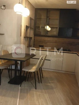 Long-Term Rental: 1.5-Bedroom Apartment