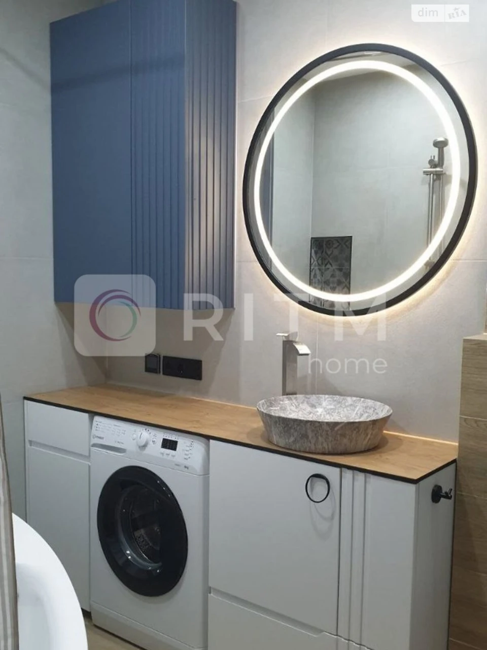 Long-Term Rental: 1.5-Bedroom Apartment