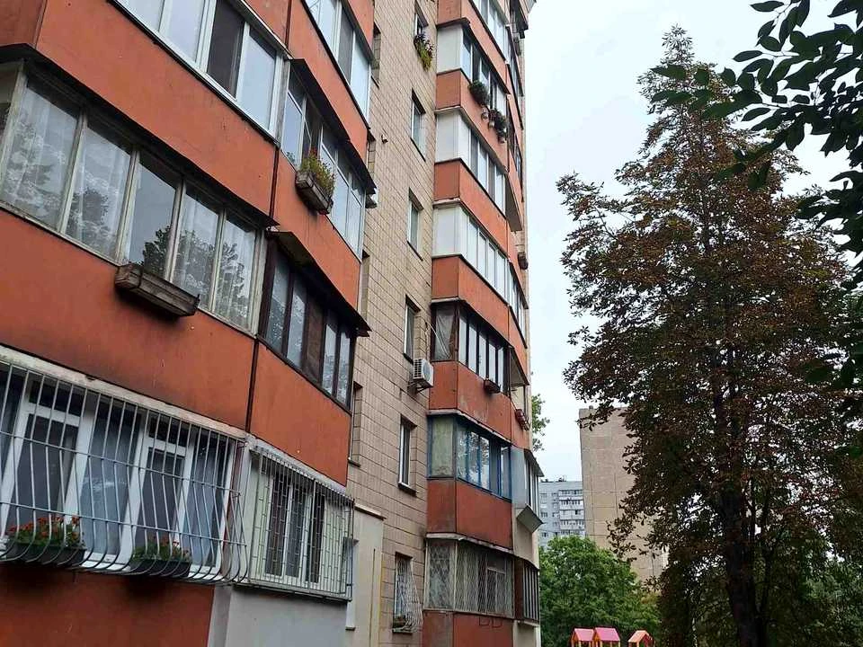 Apartment. Simireka st., Sviatoshyn district