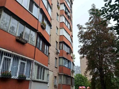 Apartment. Simireka st., Sviatoshyn district