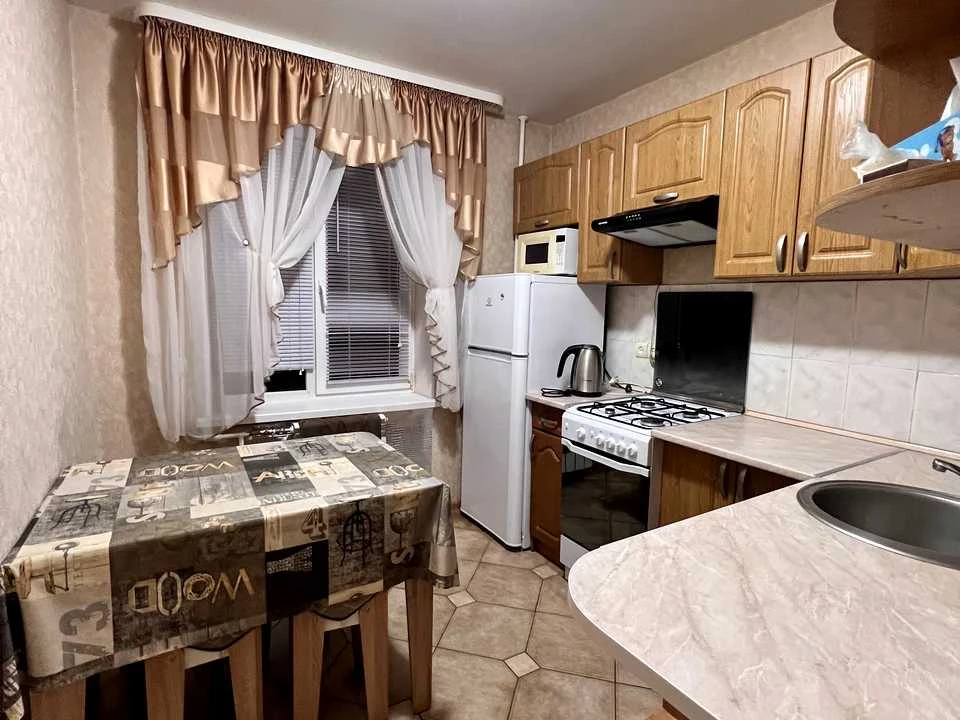 Apartment. Kopernika st., Lukyanivka, Kyiv