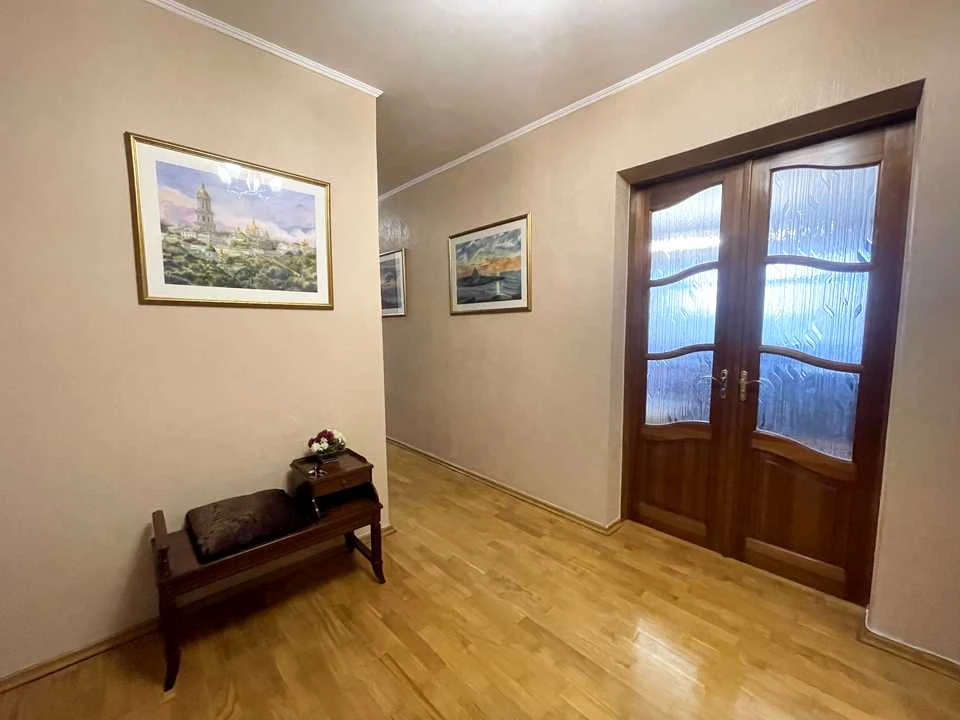 Apartment. Lesya Ukrainka Blvd, Kyiv
