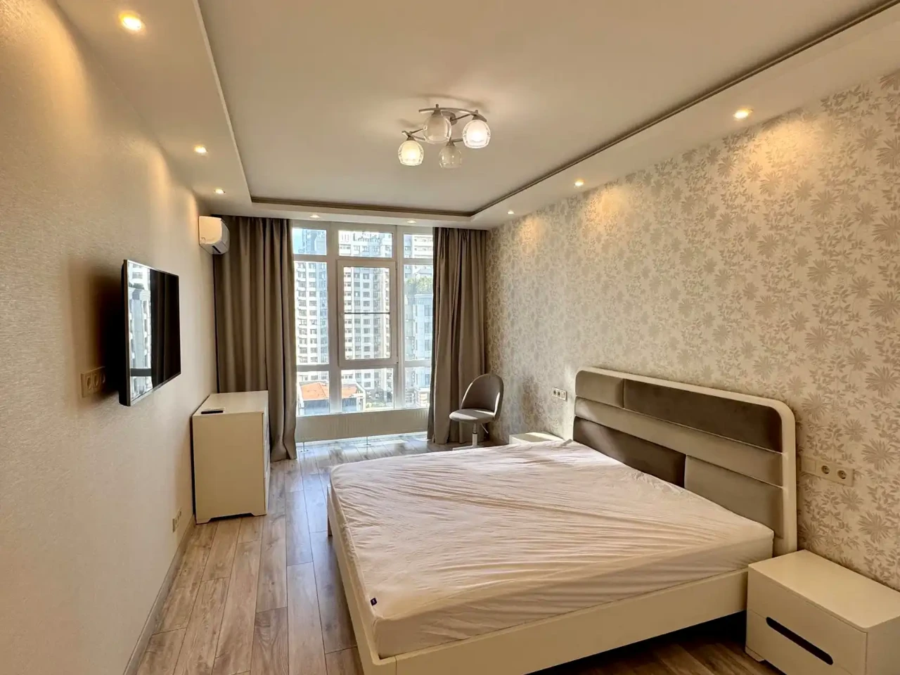 Оренда квартири 1-кімн. 46 м² 10/25 пов.
