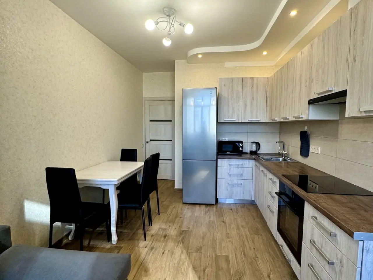 Оренда квартири 1-кімн. 46 м² 10/25 пов.