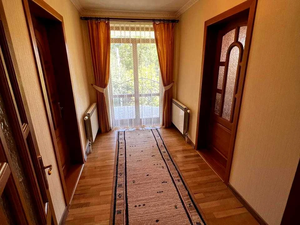 House. Uzhhorod, July Borshosh-Kumatського st.