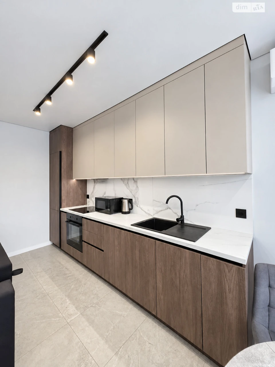 Long-Term Rental Apartment Solotarska Slobidka
