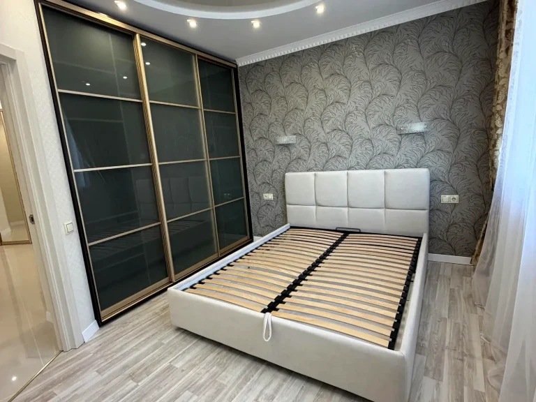 Оренда квартири 1-кімн. 55 м² 18/25 пов.