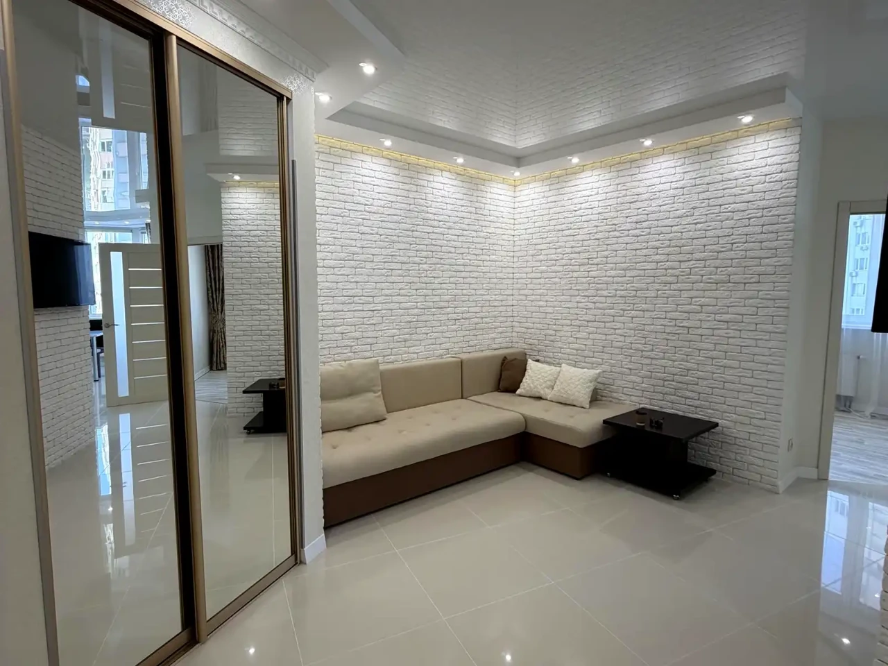 Оренда квартири 1-кімн. 55 м² 18/25 пов.