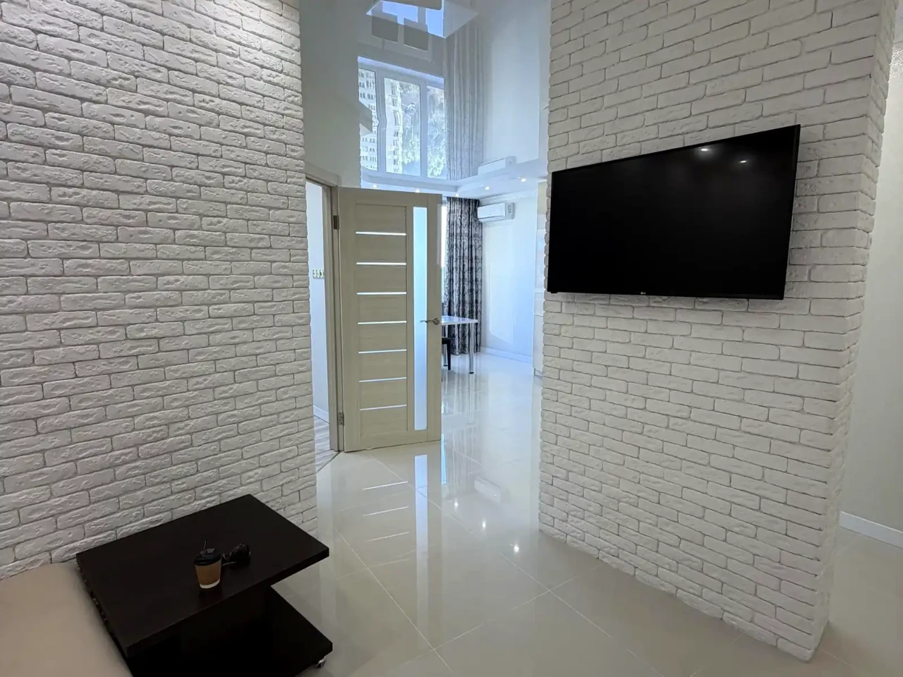 Оренда квартири 1-кімн. 55 м² 18/25 пов.
