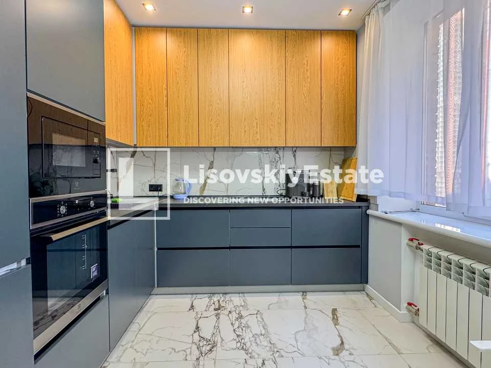 Apartment. Melnikova st., Kyiv