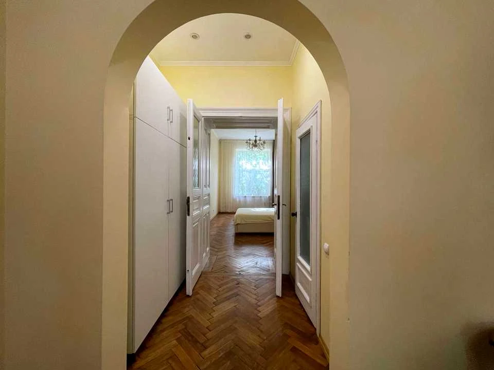 Apartment. Mykhailo Ustyanych Street, Львів